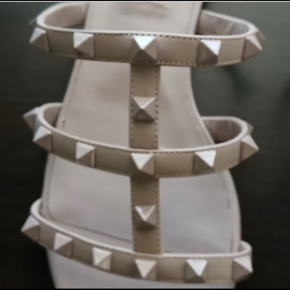 ❌SOLD❌NEW Valentino Garavani Rockstud sandals - Picture 8 of 10